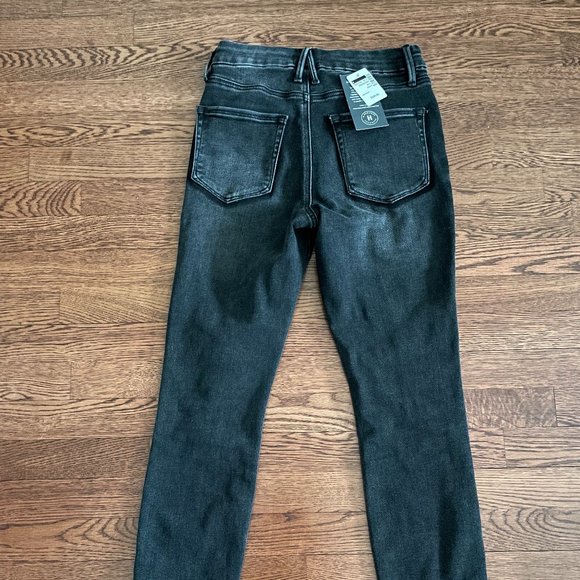 GOOD AMERICAN-Good Legs Shadow-Pocket Skinny Jeans With Broken Hem-NWT 4/27 - Picture 7 of 12